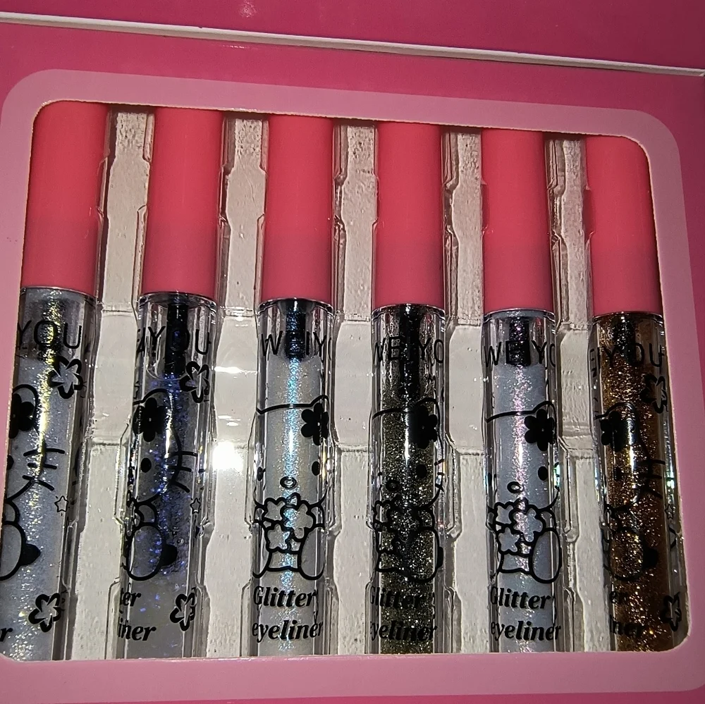 Hello Kitty Pink Glitter Eyeliner